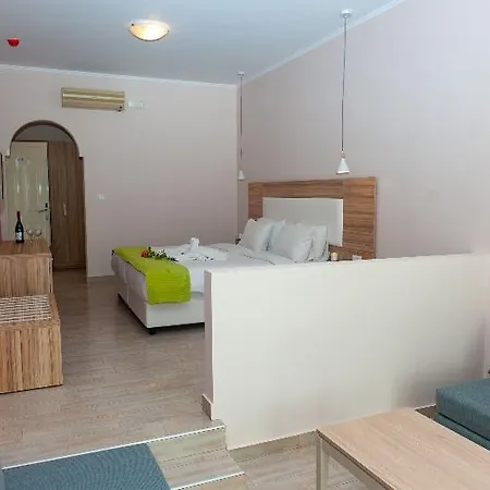 Hotel Filerimos Village